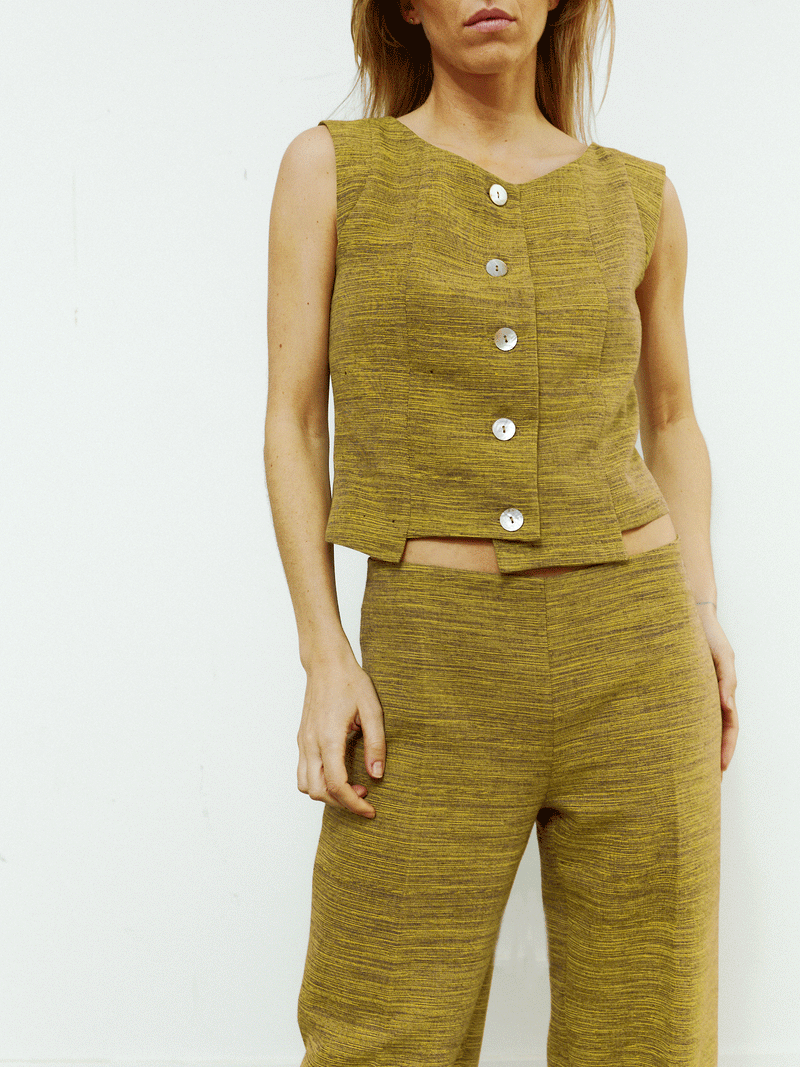 M O C_Pistachio Manila Vest