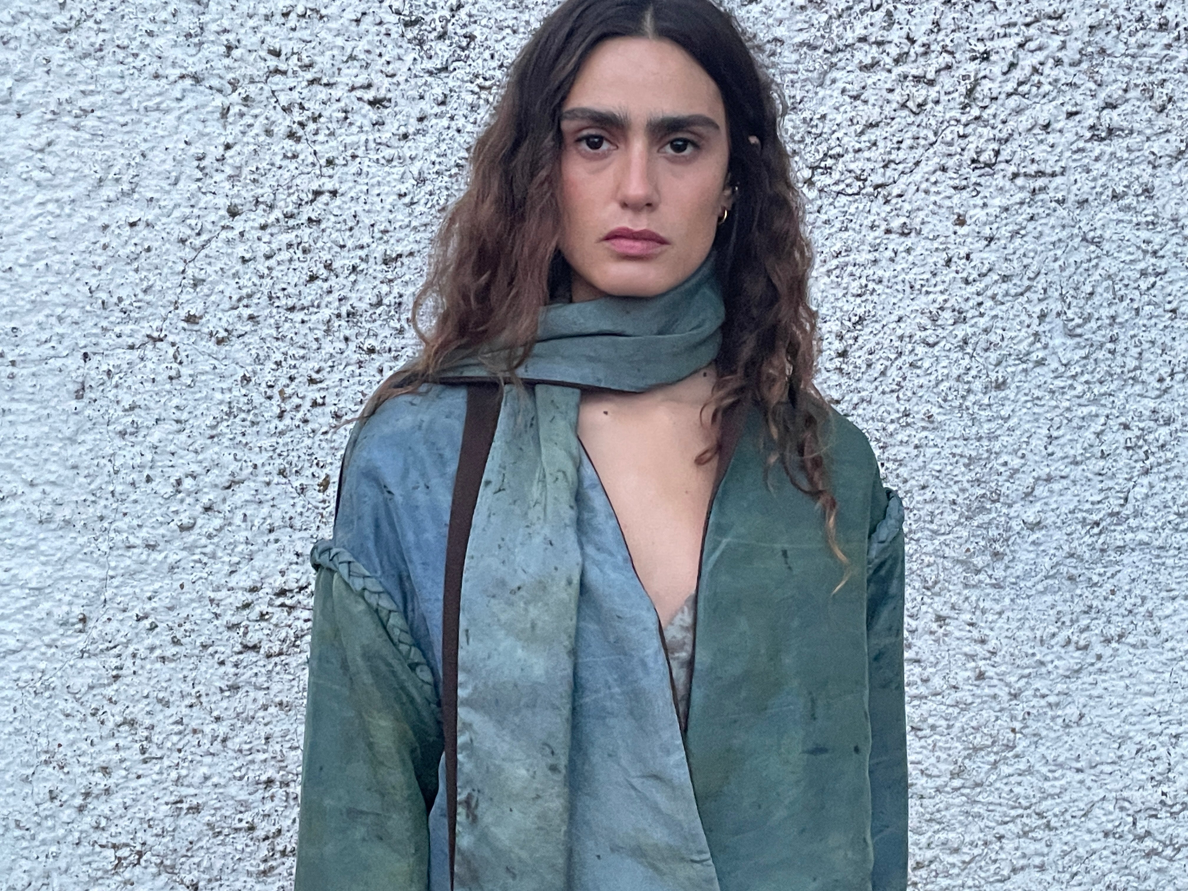 M O C_Short Hibiscus Coat_5