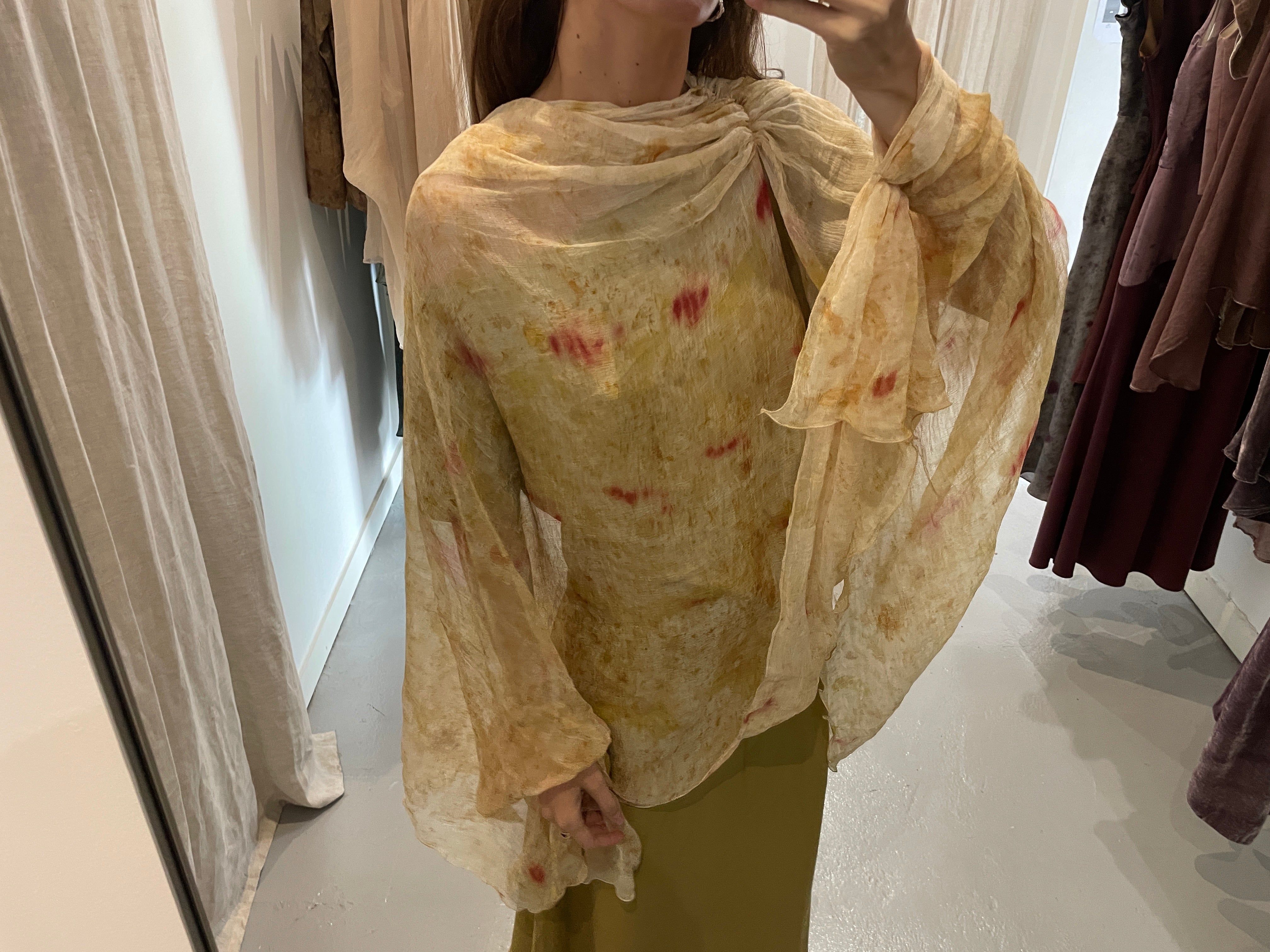 M O C_Silk Monica Cape_3