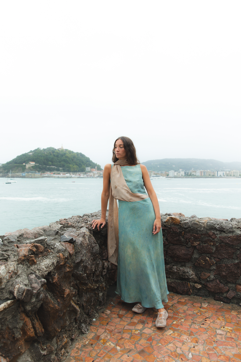 M O C_Silk Amarilis Dress_2