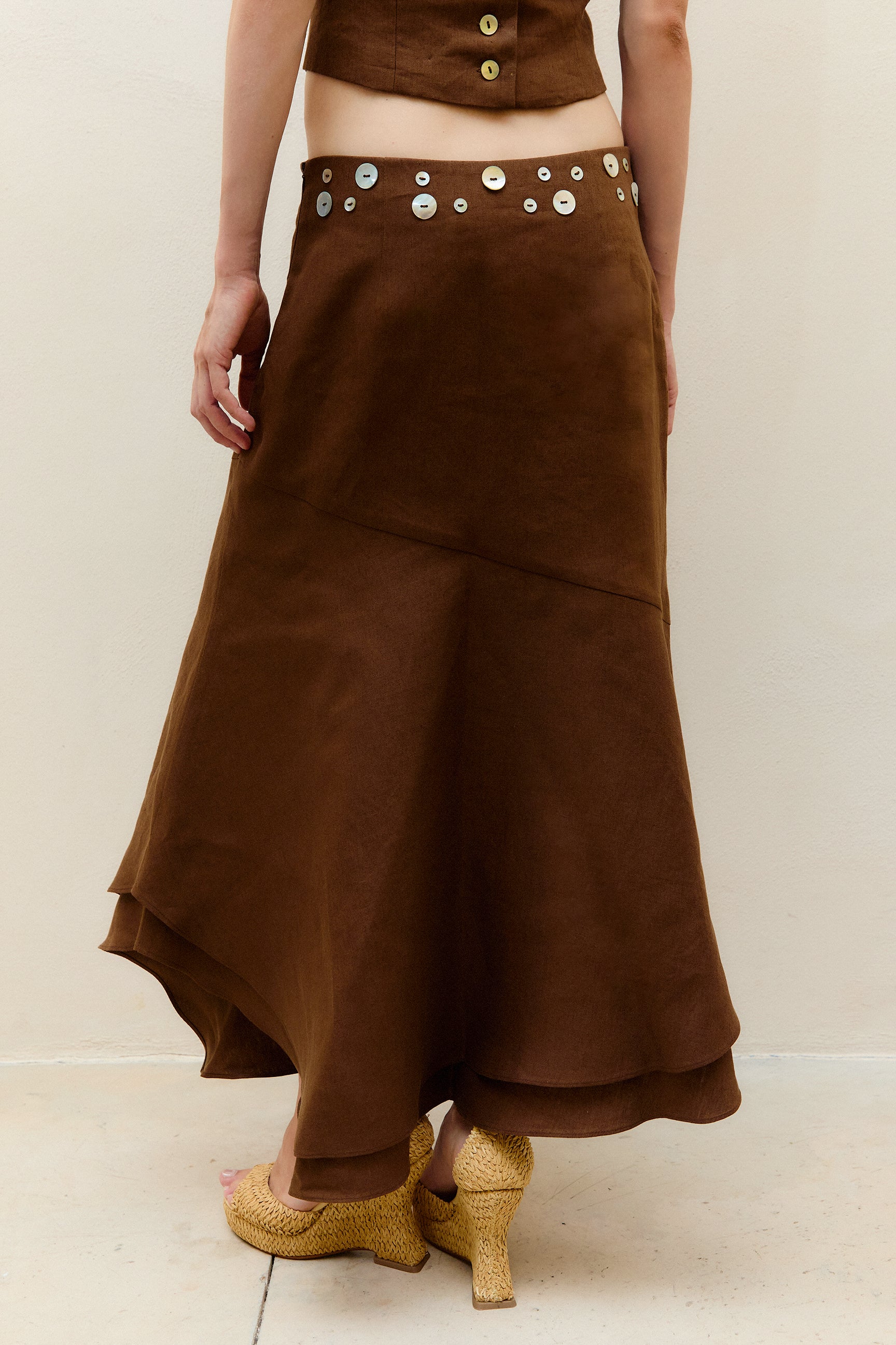 M O C_Chocolate Nacpan Skirt_5