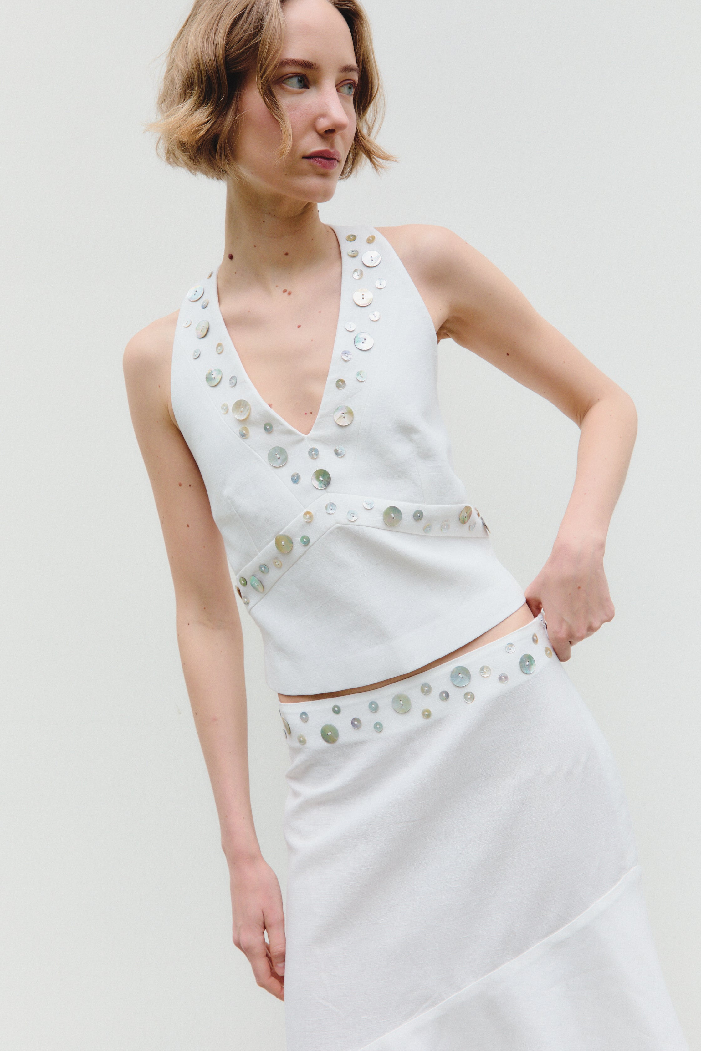 M O C_White Nido Top_2