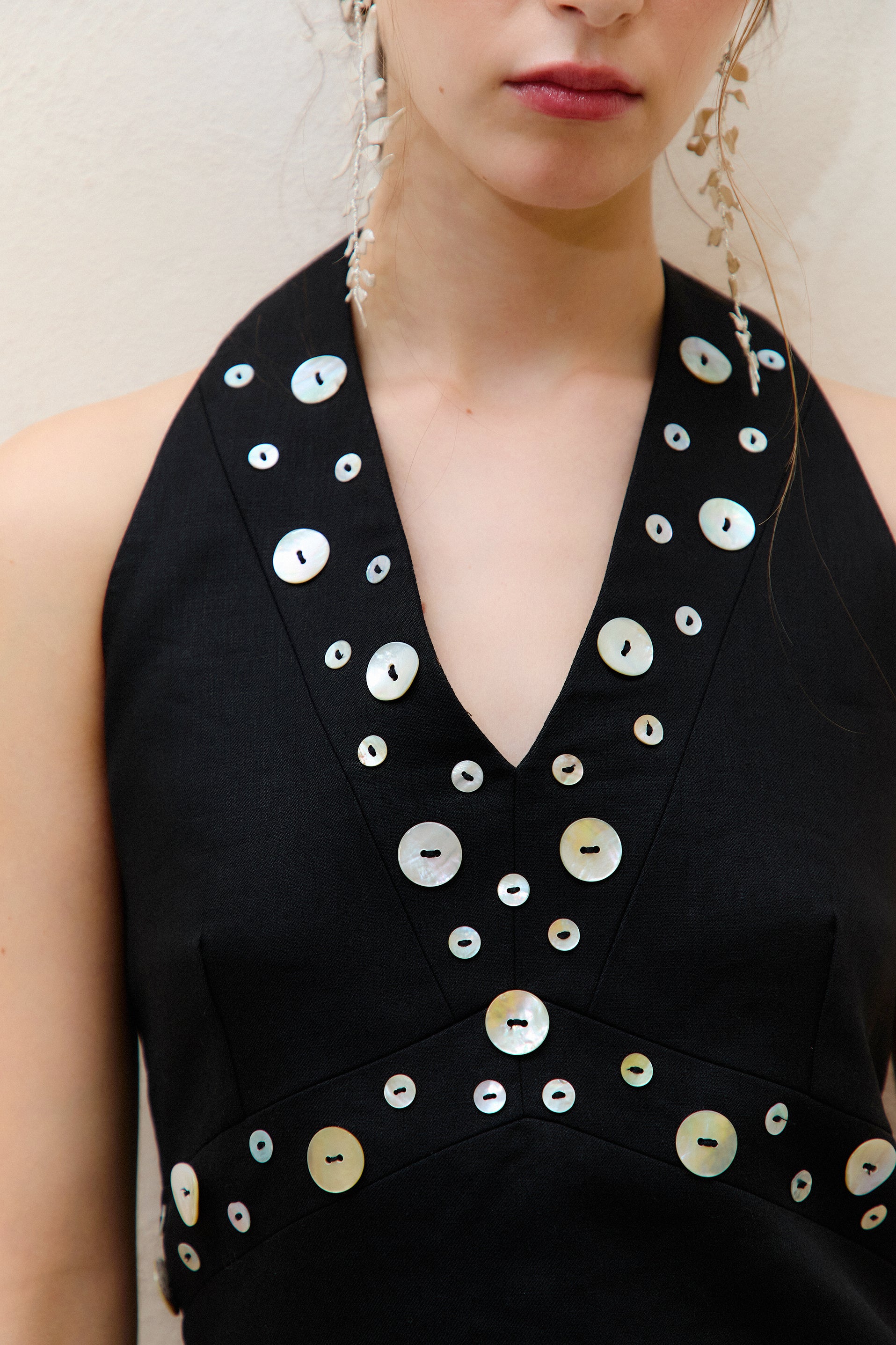 M O C_Black Nido Top_6