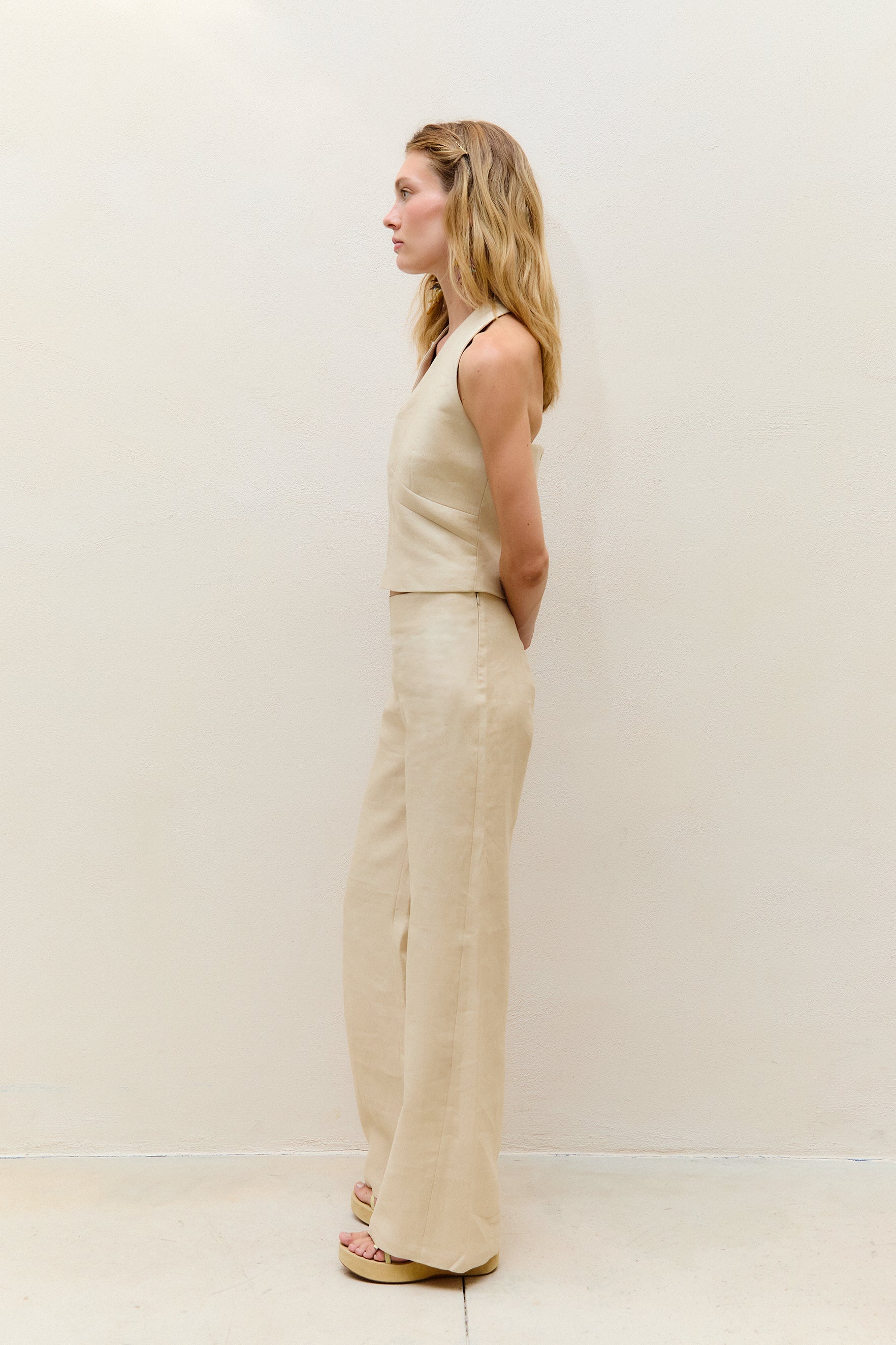 M O C_Beige Manila Trousers_4