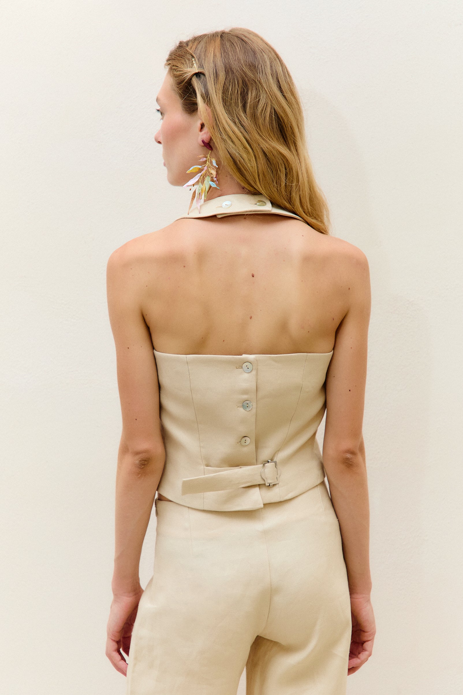 M O C_Beige Nido Top_6
