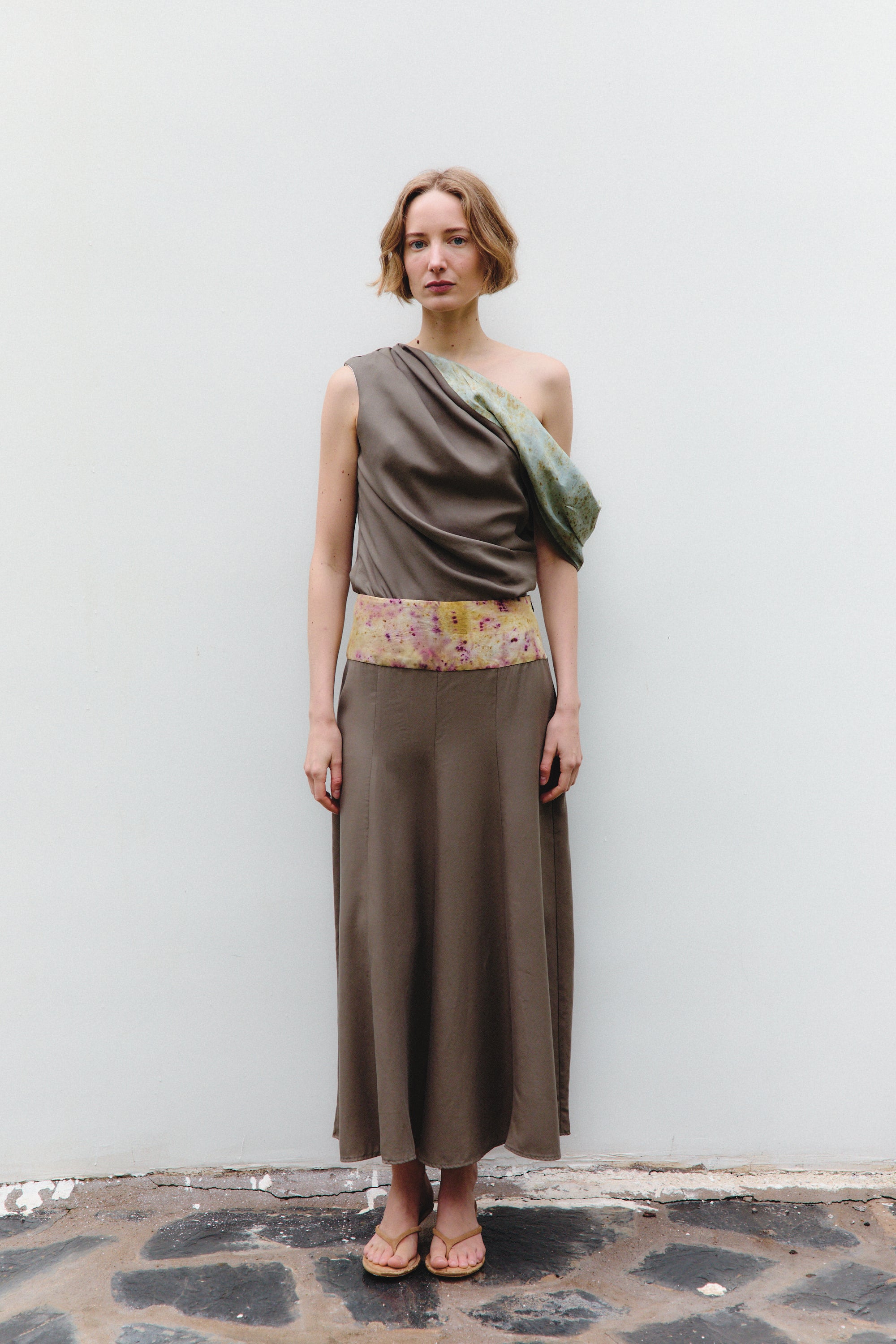 M O C_Khaki Mariposa Skirt_2
