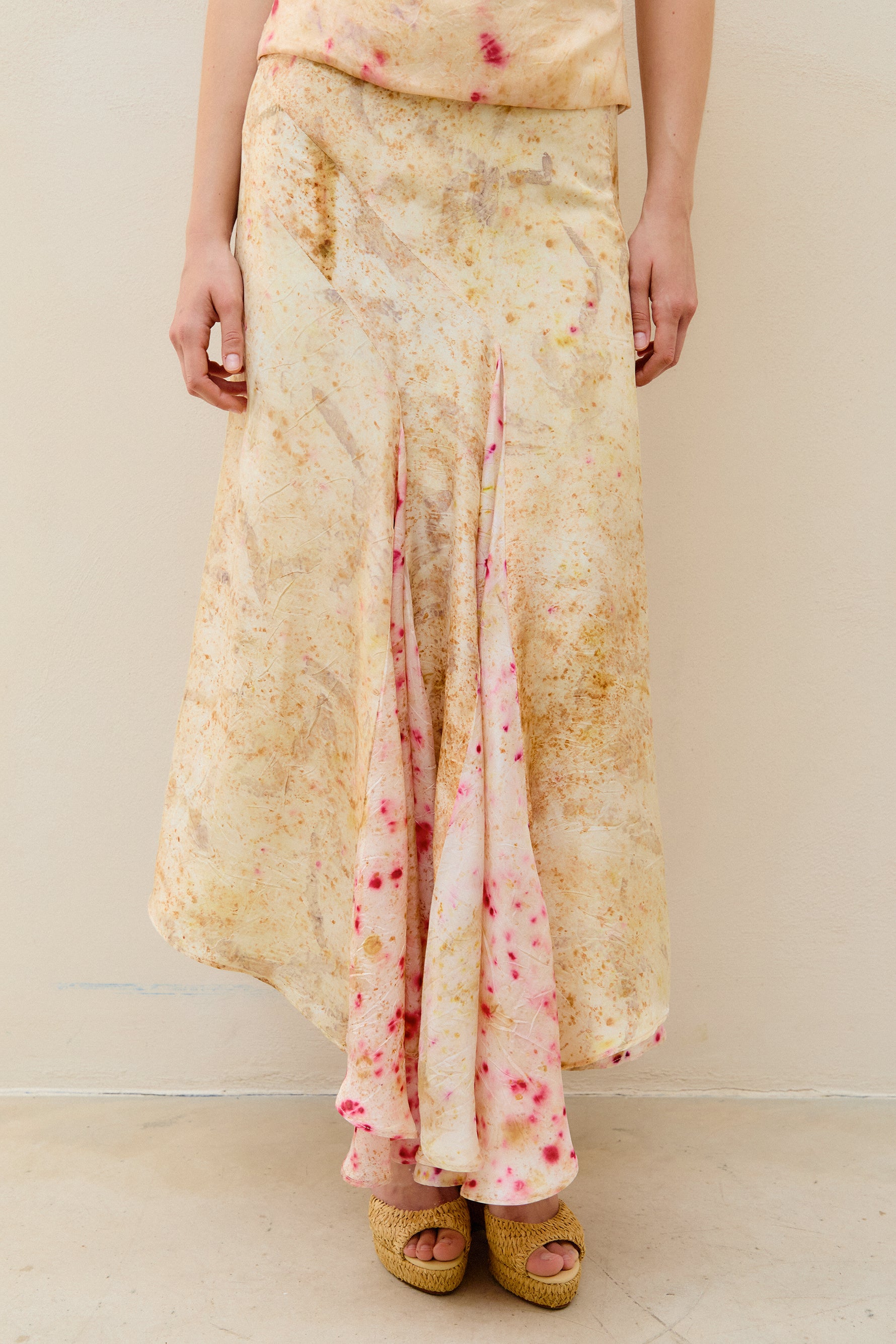 M O C_Flowers Duli Skirt_3