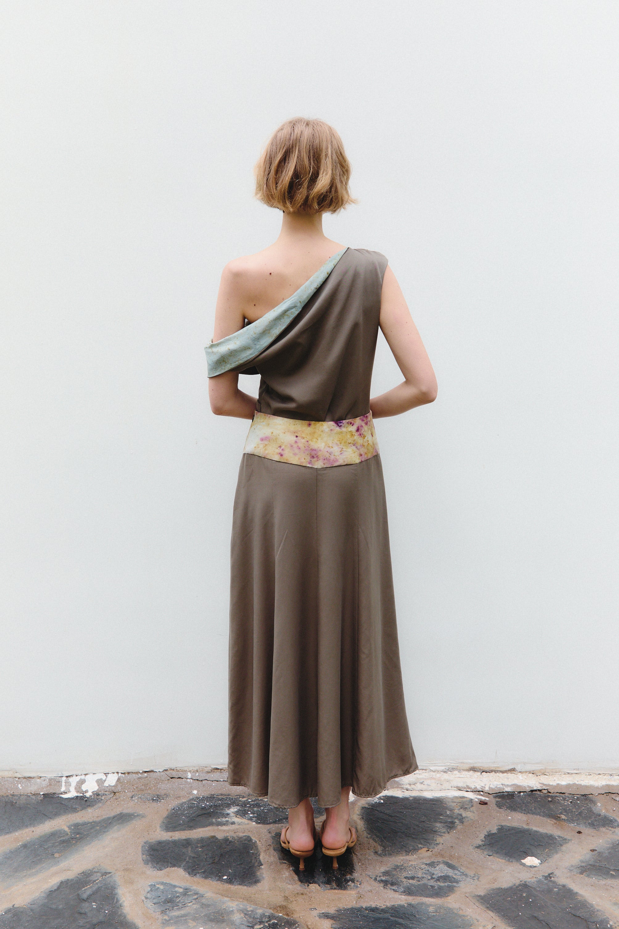 M O C_Khaki Mariposa Skirt_3