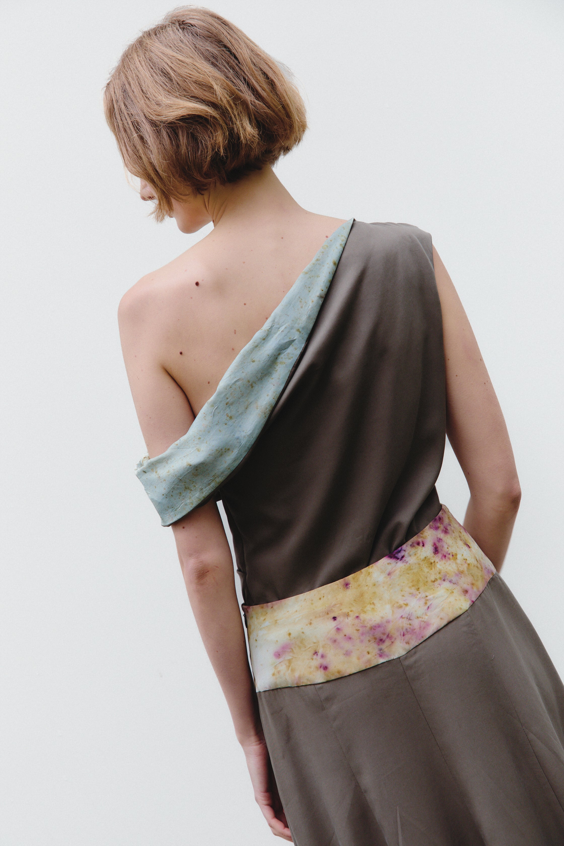 M O C_Khaki Duli Top_4