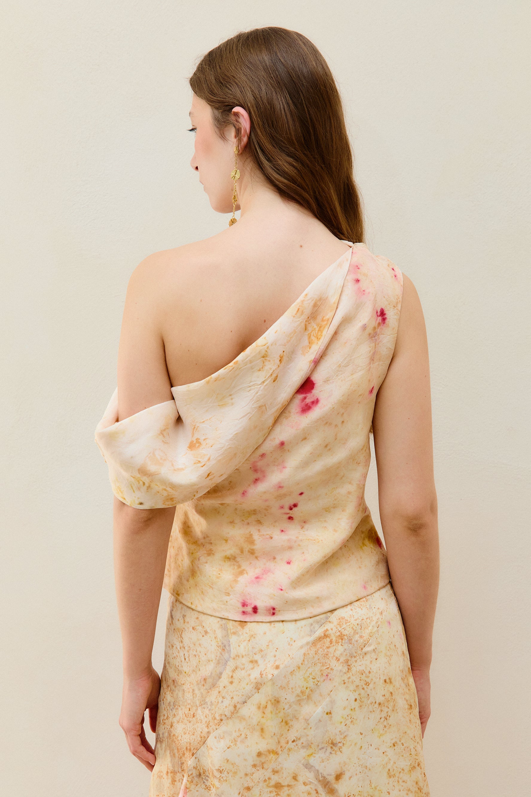 M O C_Flowers Duli Top_6