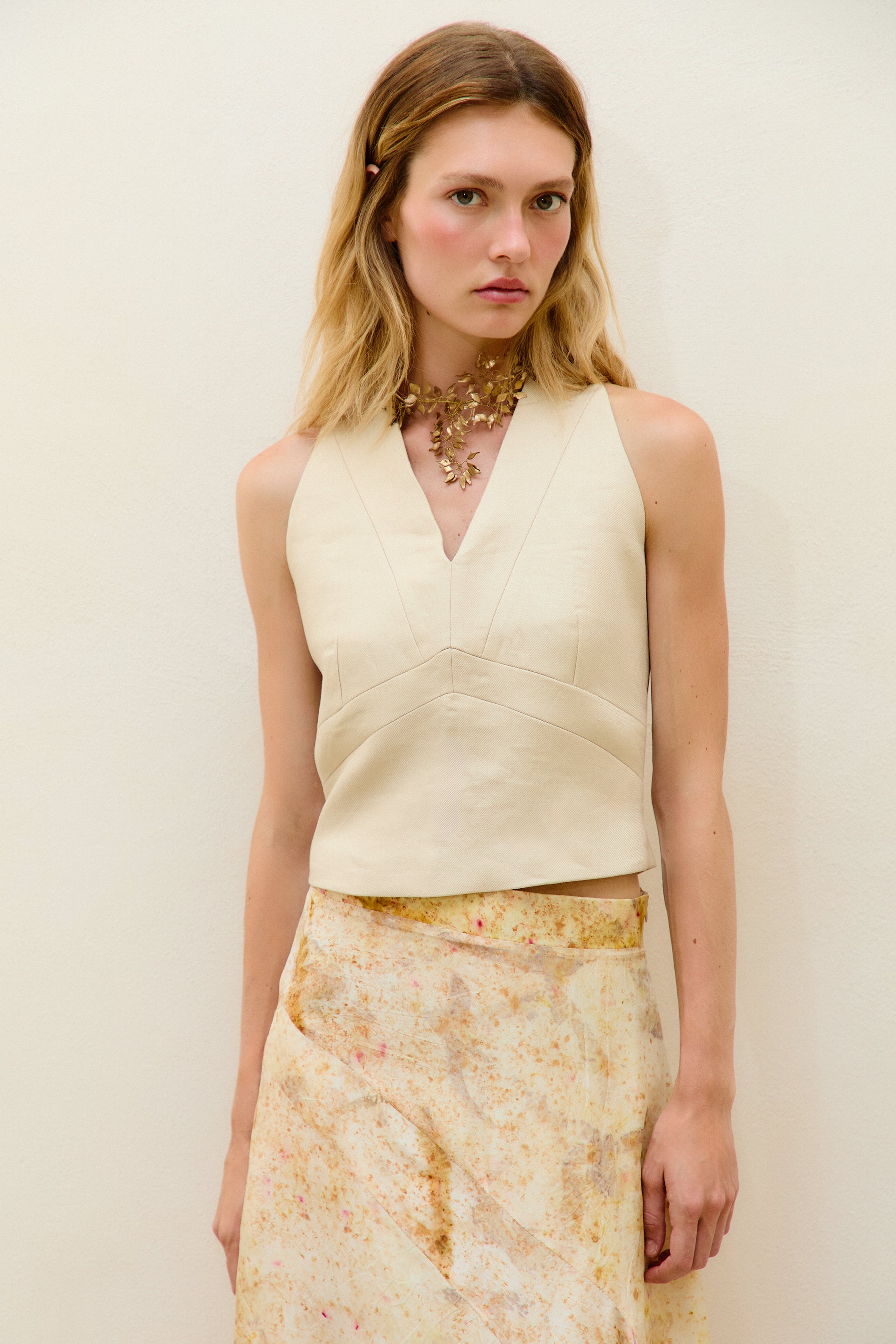 M O C_Beige Nido Top_2