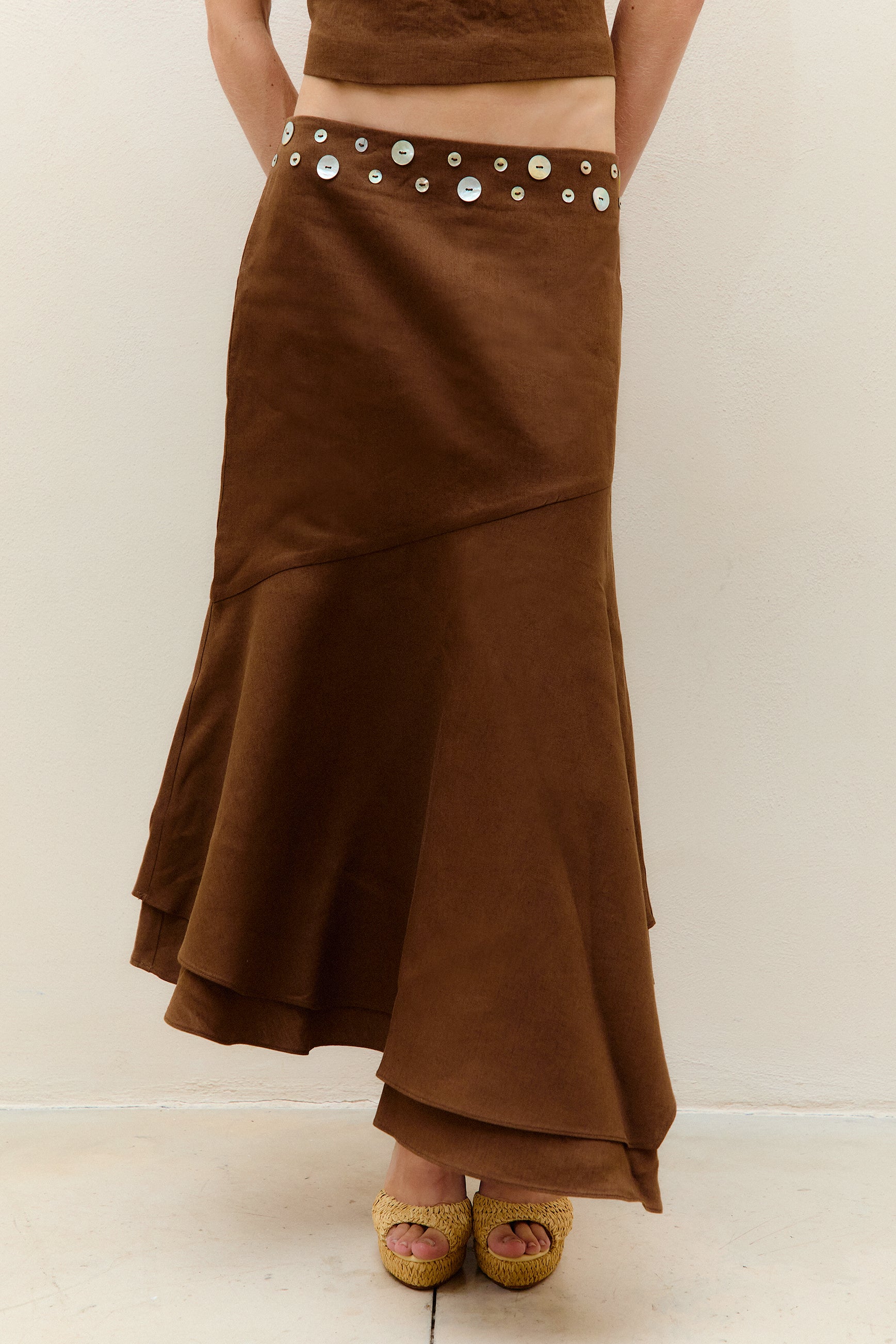 M O C_Chocolate Nacpan Skirt_3