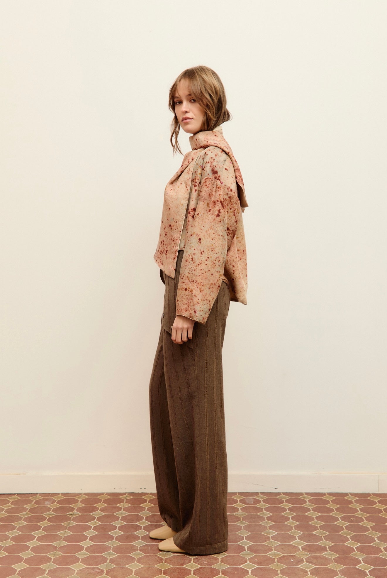 M O C_Short Hibiscus Coat_5