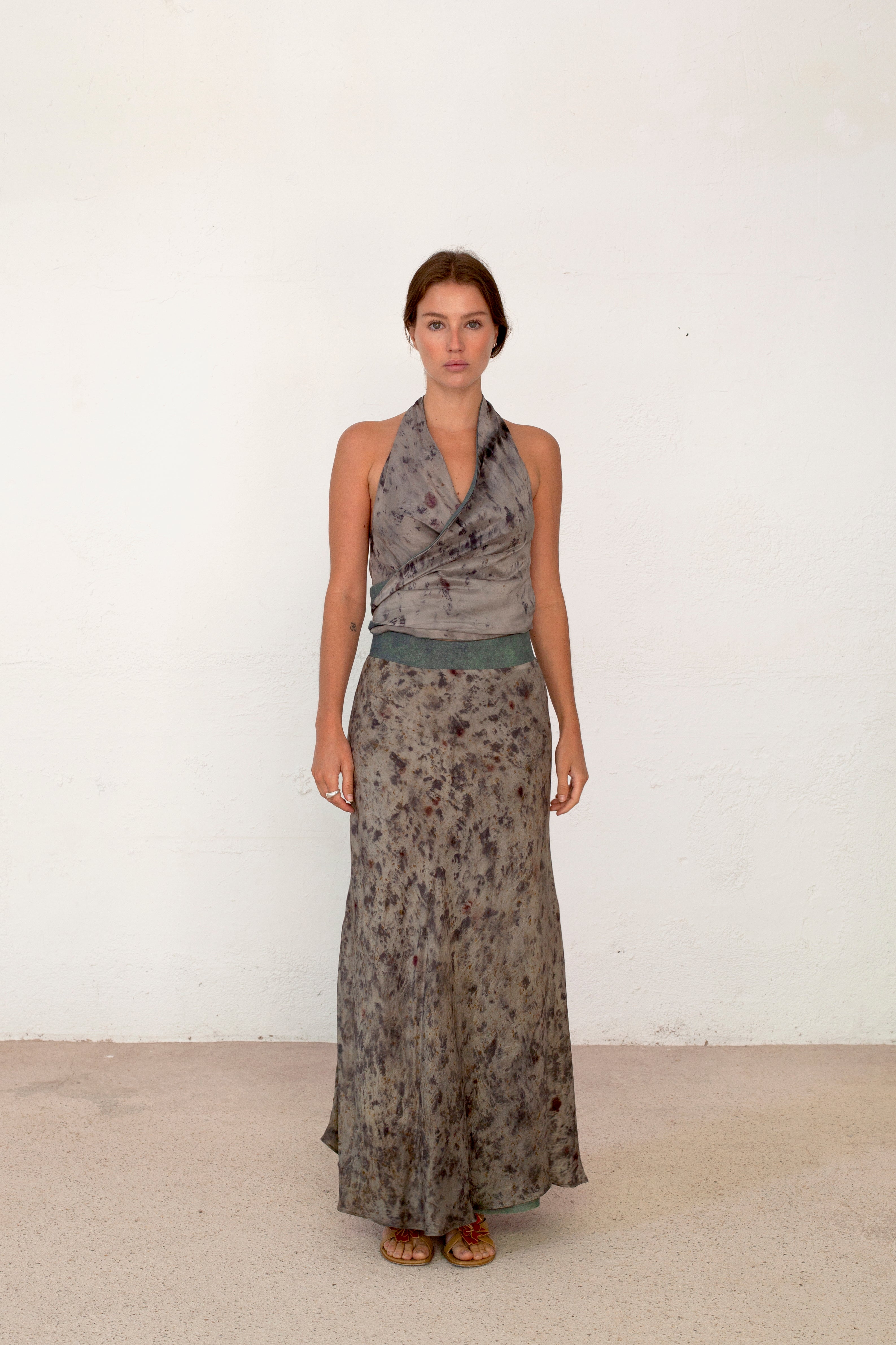 M O C_Grey Tulipan Skirt_2